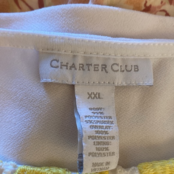 XXL white polyester tank top with yellow lace detail on the front - Picture 6 of 7